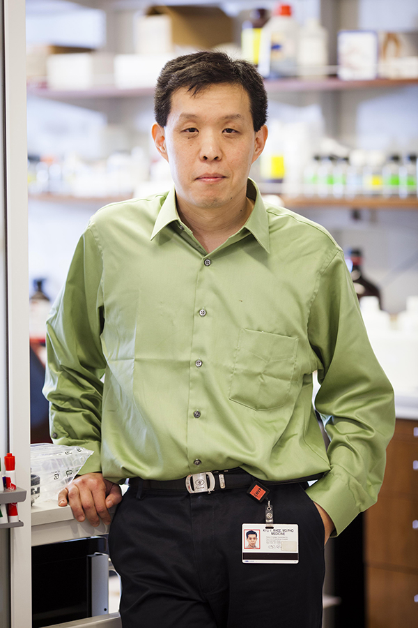Dr. Kyu Rhee 
