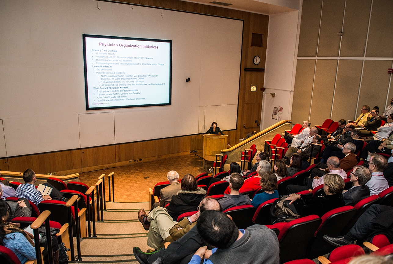 Dr. Laurie H. Glimcher gives her annual State of the Medical College address on Dec. 7 in Uris Auditorium.  All photos: Studio Brooke