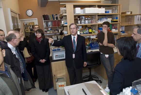 Dr. Fabrizio Michelassi gives a tour of the new Surgery Research Laboratory
