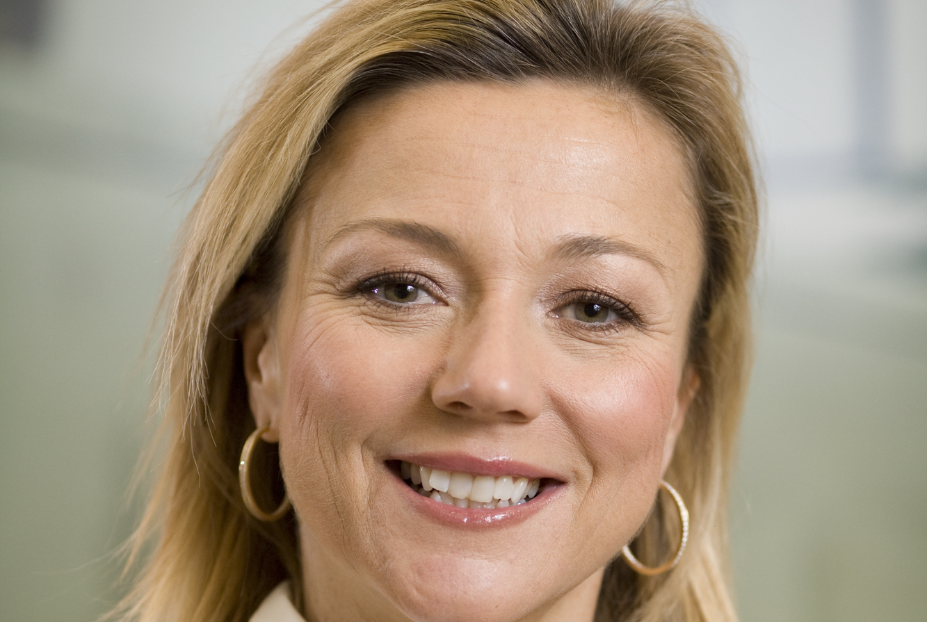 Dr. Holly Andersen