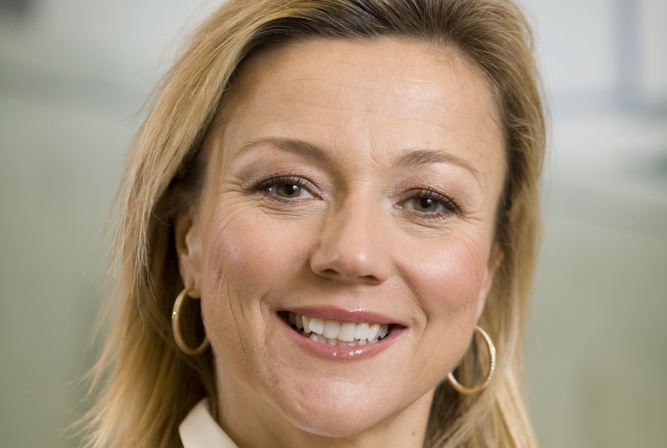Dr. Holly Andersen