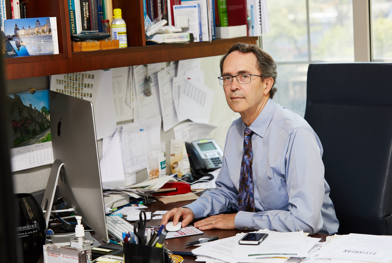 Dr. Hugh Hemmings
