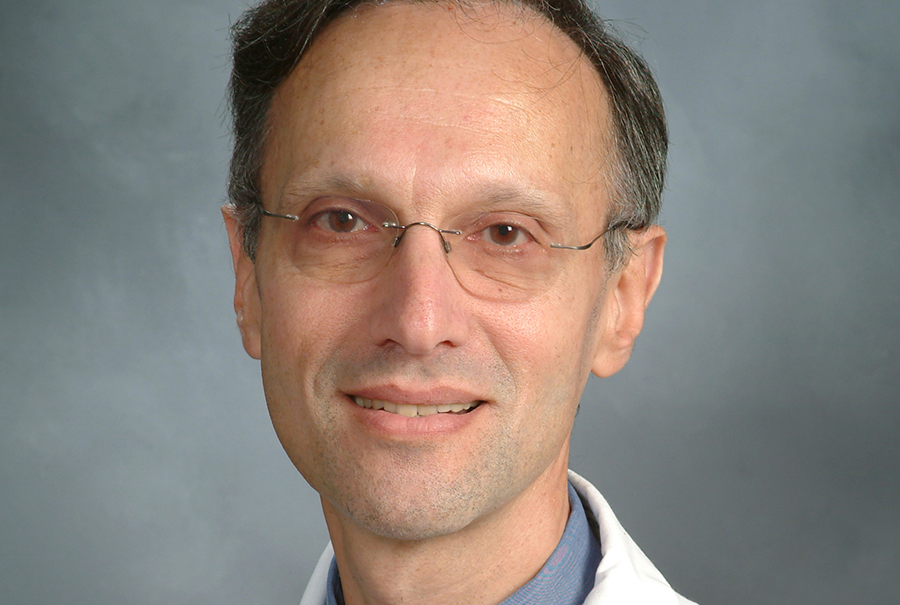 Dr. Eduardo Perelstein