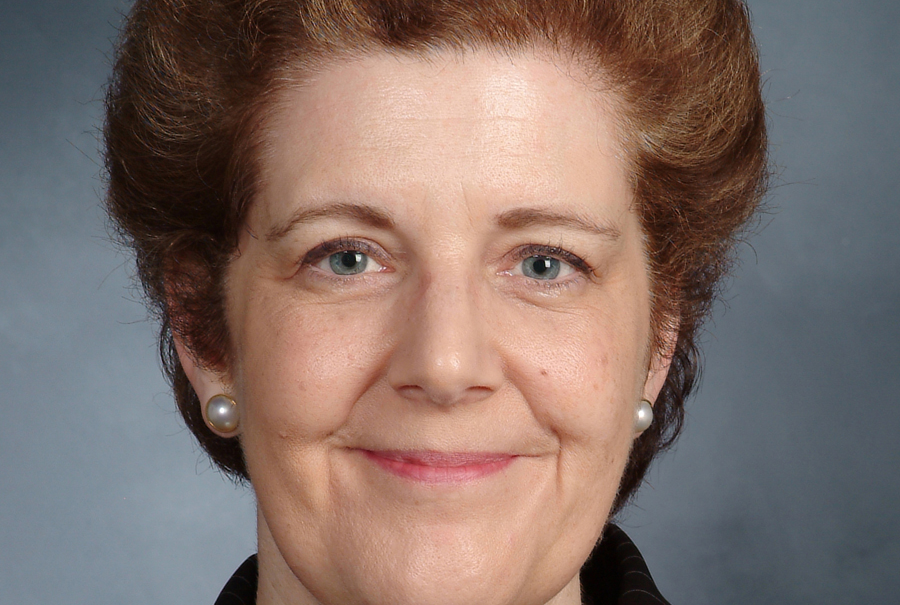 Dr. Elizabeth Ross