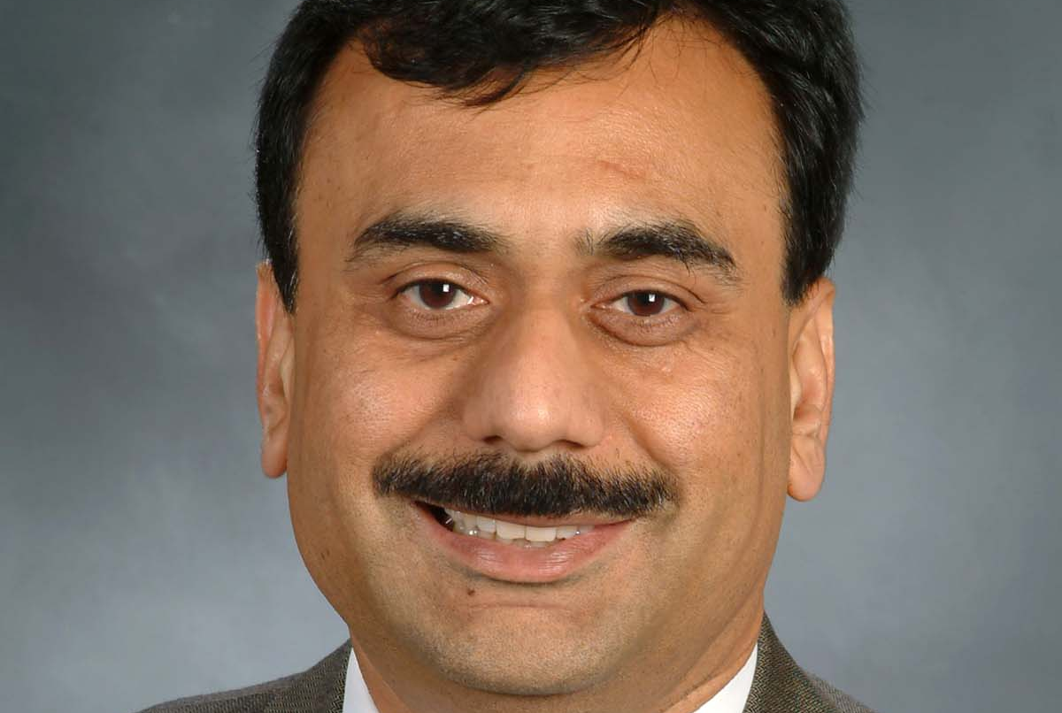 Dr. Ashutosh Tewari